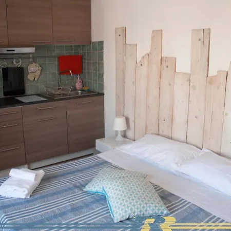 Naumachia Flats 아파트 *