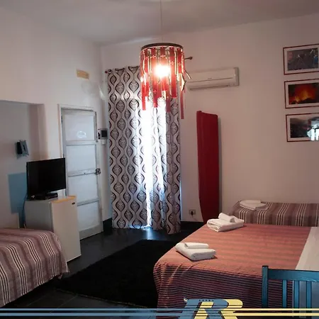 Naumachia Flats 아파트
